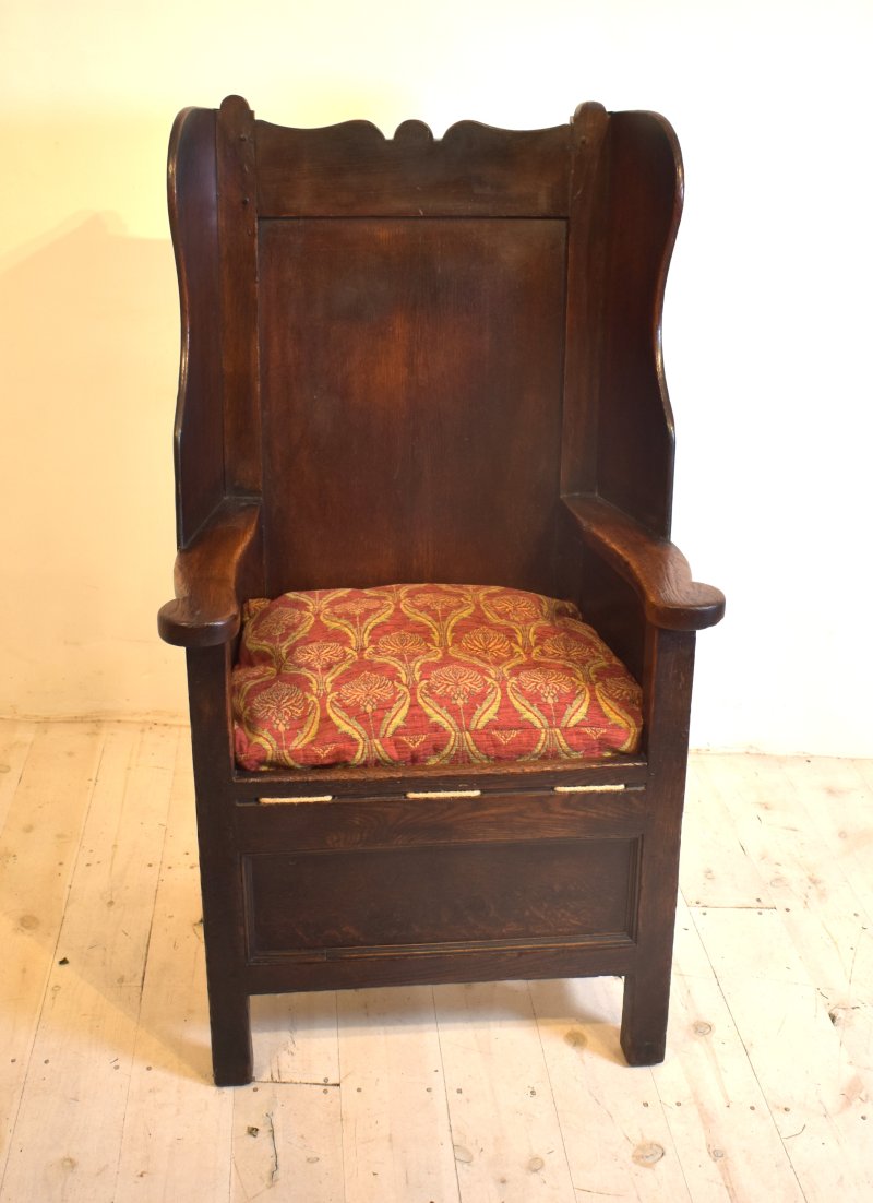 lambing wing back in oak chair - Image 2